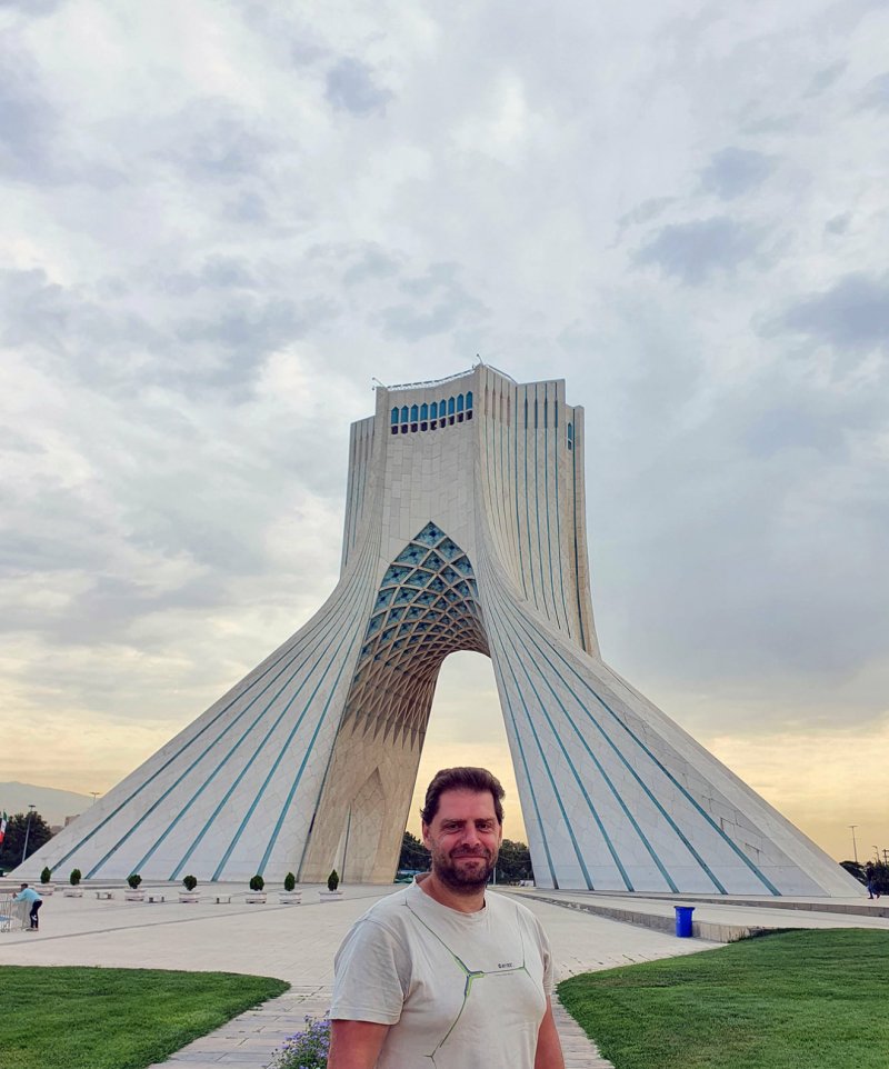 Ázádí Tower, Teherán