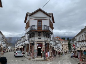 město Gjirokastër